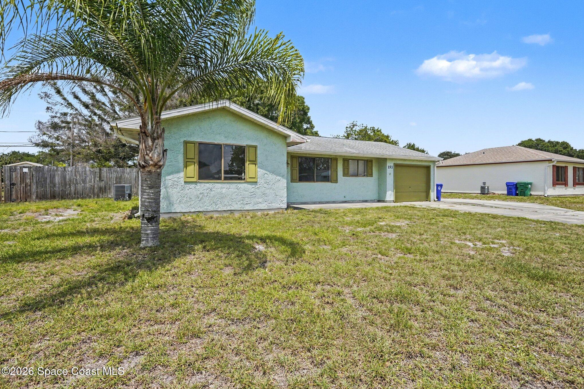 193 Mabry Street Sebastian, FL 32958 - Photo 6 of 25 006_file_5452