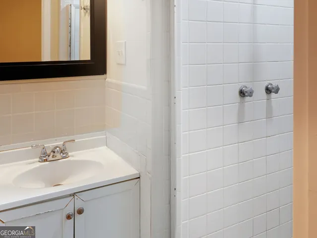 $289,900 | 4218 Durham Circle, Stone Mountain, GA 30083