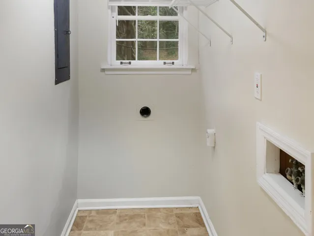 $289,900 | 4218 Durham Circle, Stone Mountain, GA 30083