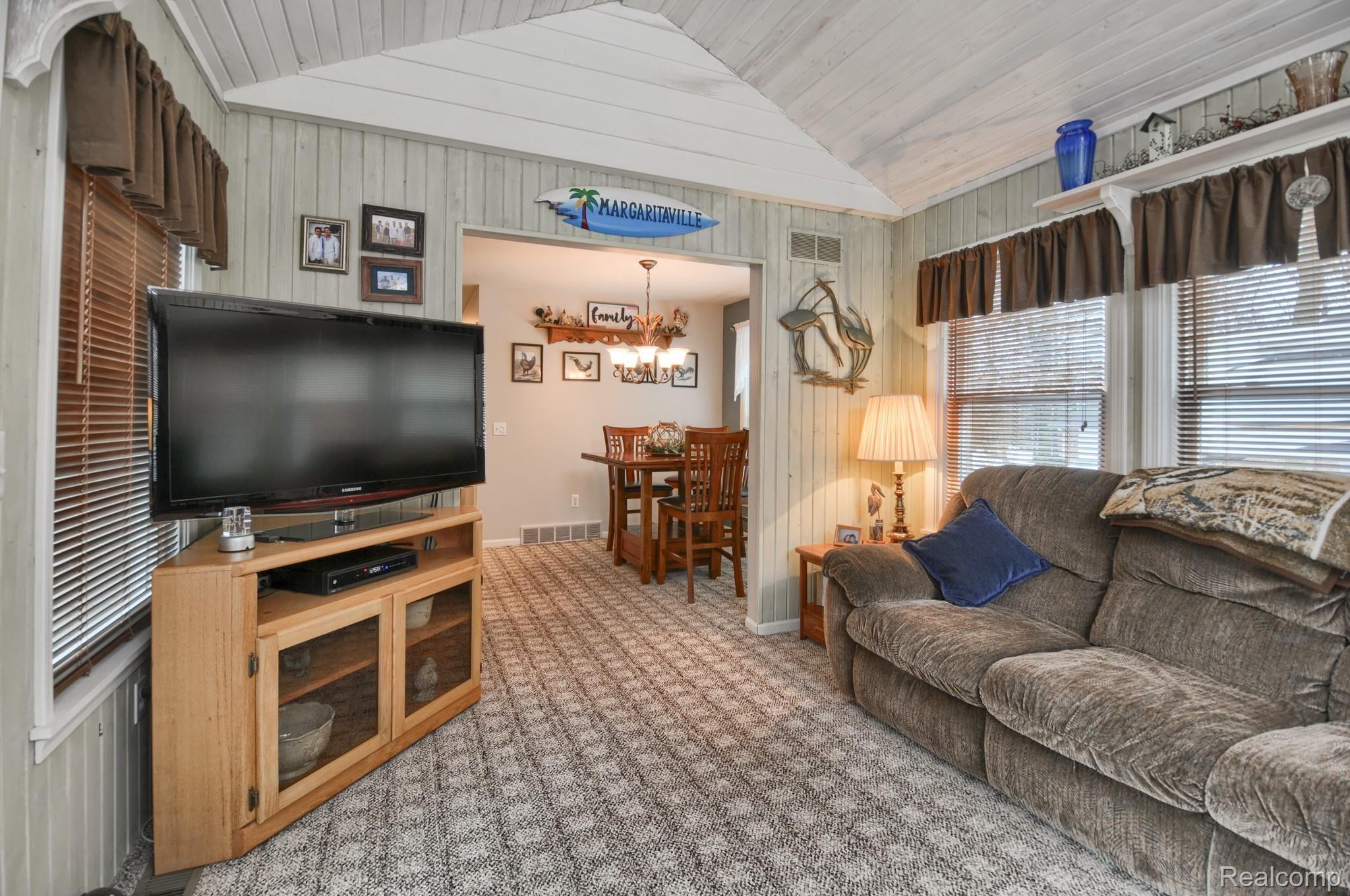 1329 Maple Grove Road Lapeer, MI 48446 - Photo 21 of 57 SD3_1758-HDR(5).jpg