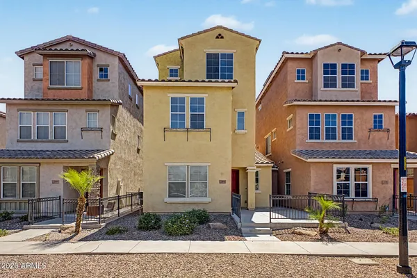 $325,000 | 2005 North 78th Drive, Phoenix, AZ 85035