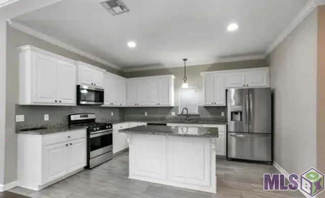 $2,350 | 30045 Sanctuary Boulevard, Denham Springs, LA 70726