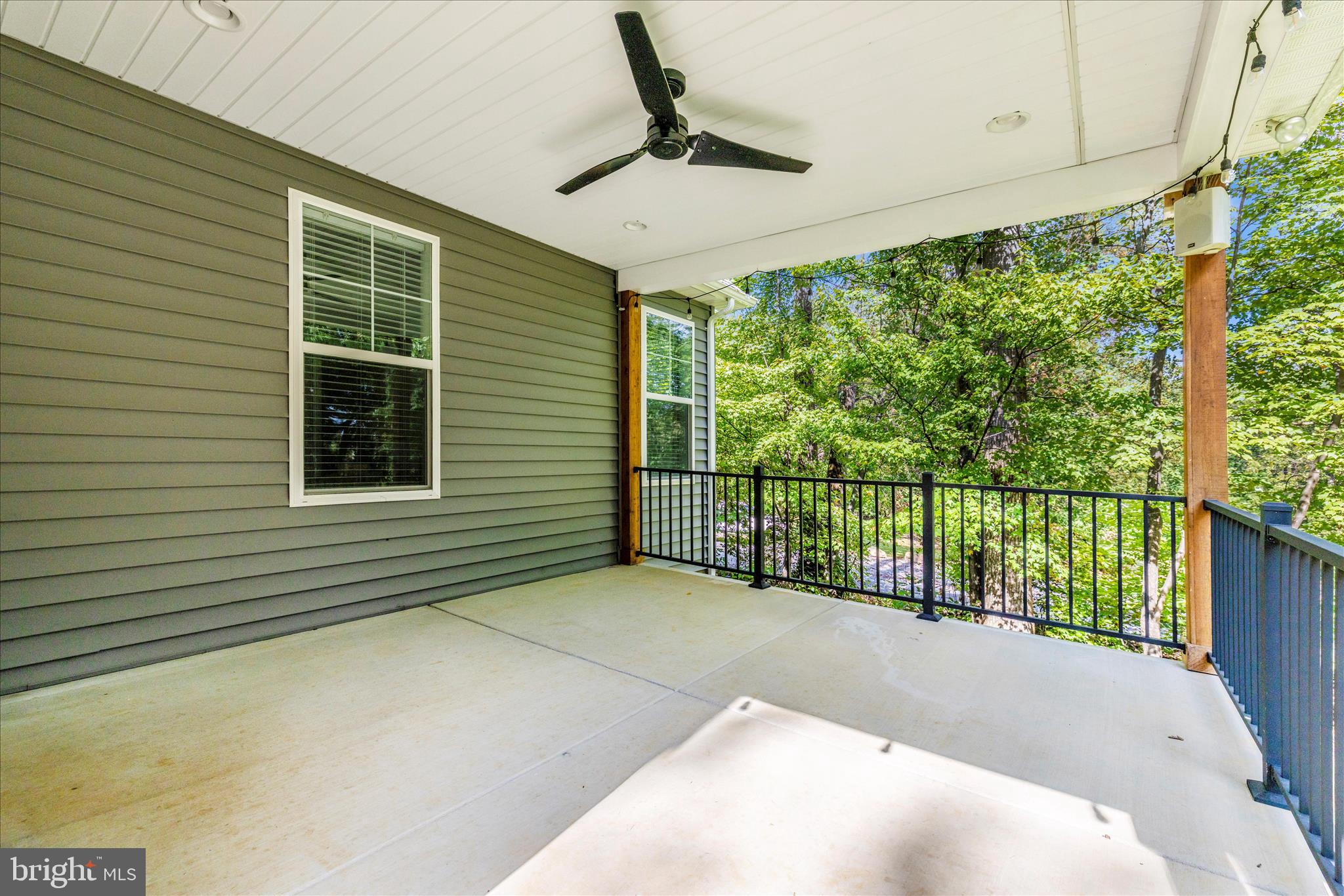 13839 Pryor Road Thurmont, MD 21788 - Photo 54 of 66 Exterior Porch