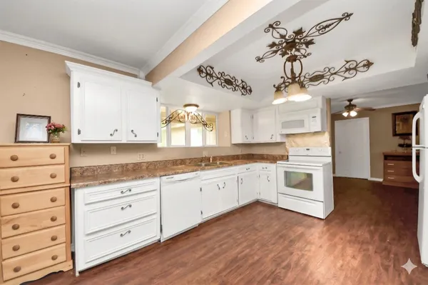 $424,990 | 17106 Moss Oaks Drive, Conroe, TX 77385