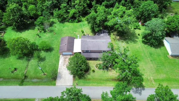 $424,990 | 17106 Moss Oaks Drive, Conroe, TX 77385