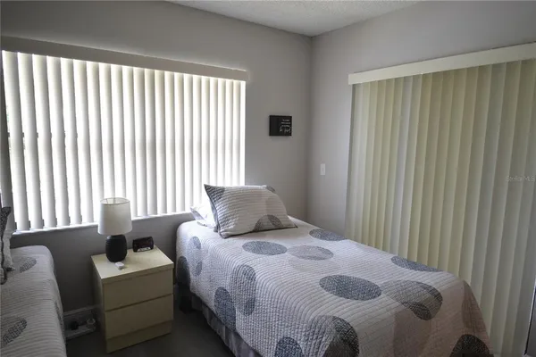 $2,000 | 284 Woodlake Wynde, Oldsmar, FL 34677