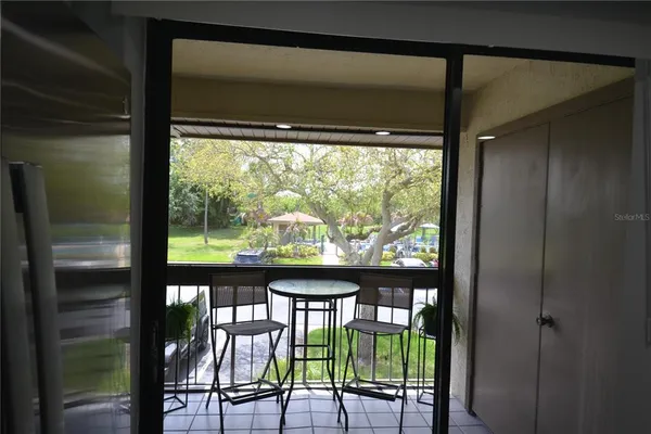 $2,000 | 284 Woodlake Wynde, Oldsmar, FL 34677