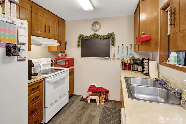 $999,500 | 908 Liberty Street, Lynden, WA 98264