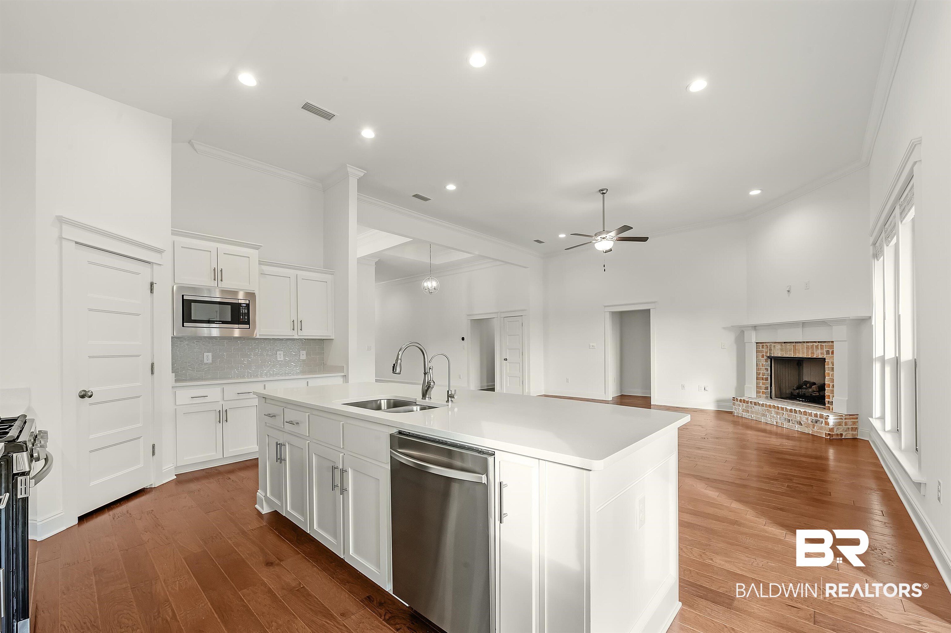 284 Fennec Street Fairhope, AL 36532 - Photo 47 of 73 Kitchen