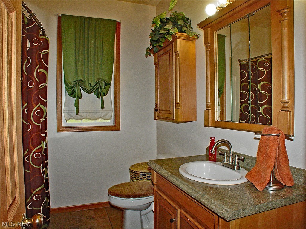 681 Pyramus Road Chester, WV 26034 - Photo 20 of 29 Gallery Image 20