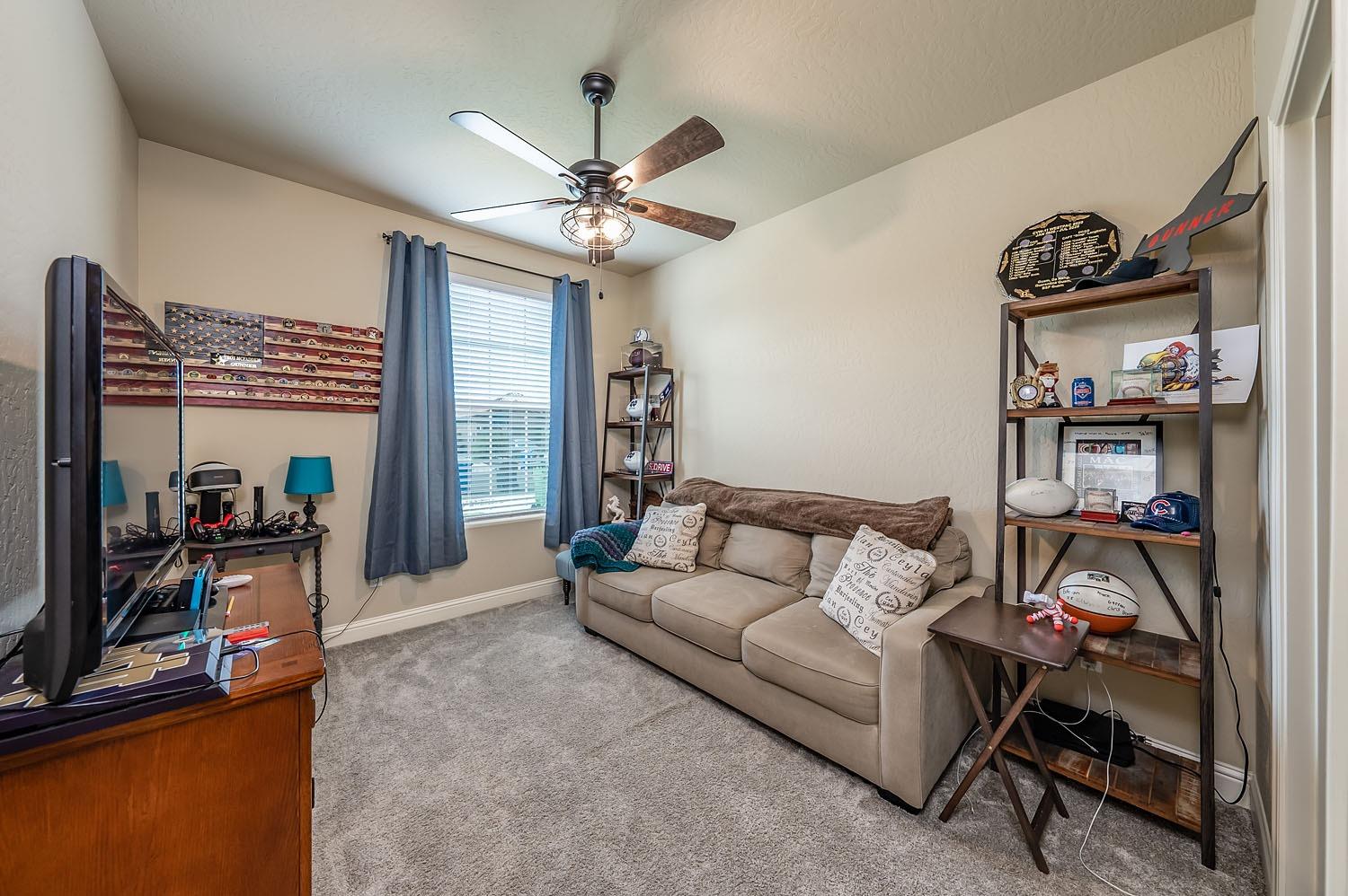 770 Strada Street Lemoore, CA 93245 - Photo 19 of 42 Gallery Image 19