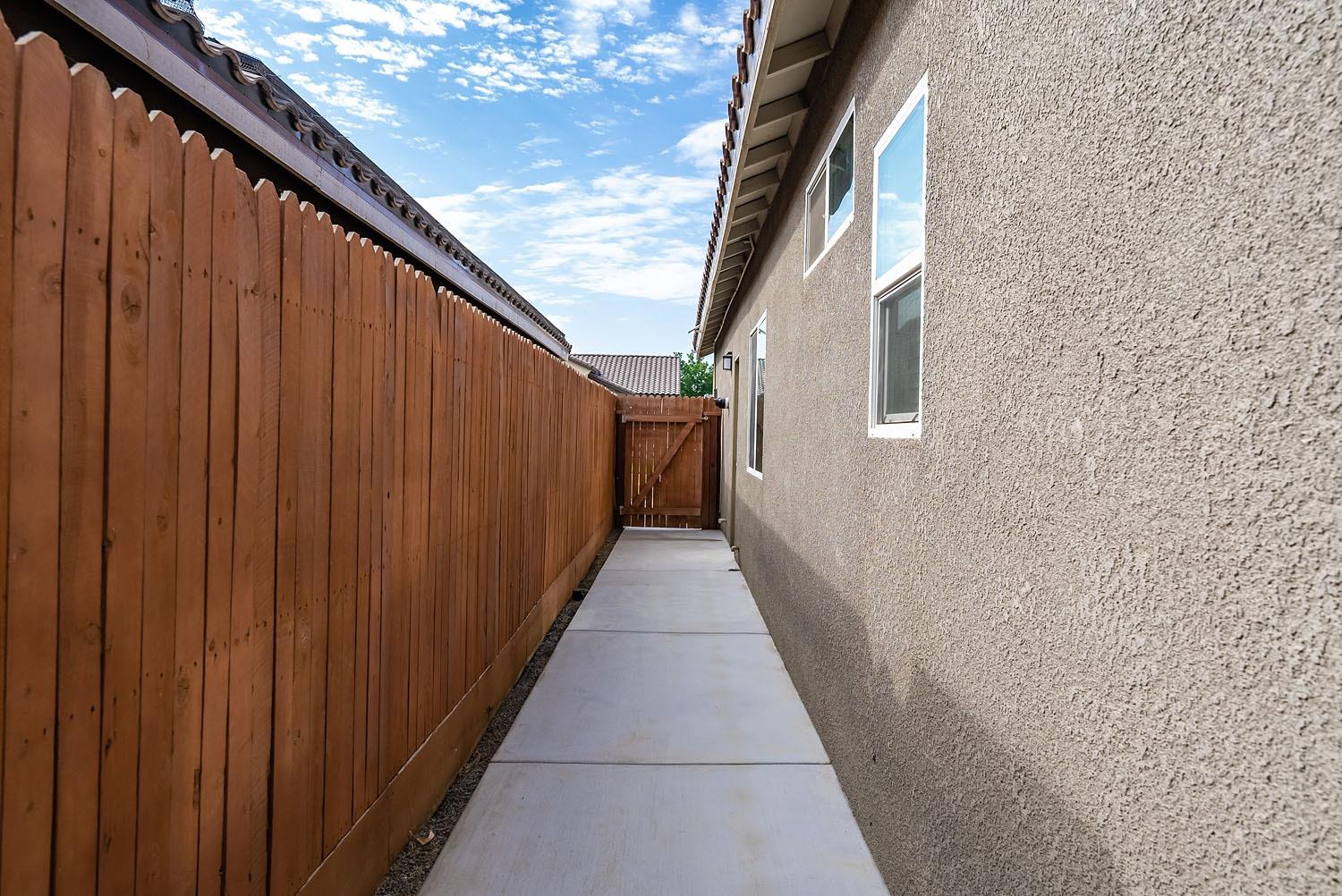 770 Strada Street Lemoore, CA 93245 - Photo 36 of 42 Gallery Image 36