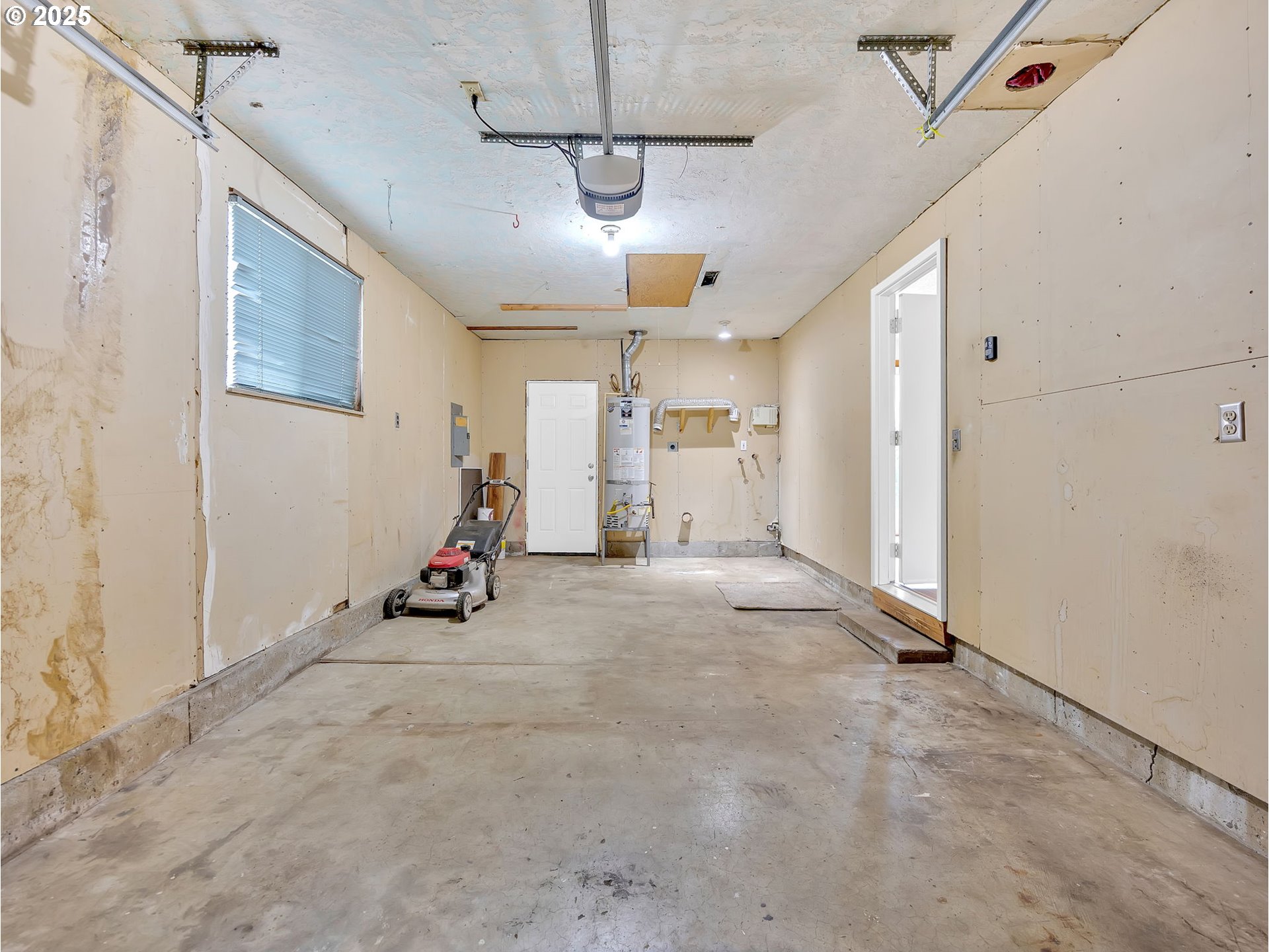 821 Southwest 14th Street Troutdale, OR 97060 - Photo 27 of 27 a view of a room with gym equipment