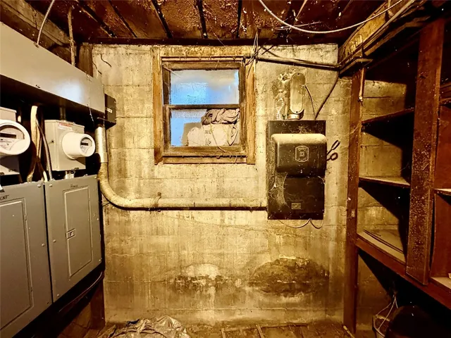 $275,000 | 24 Lincoln Avenue, Endicott, NY 13760