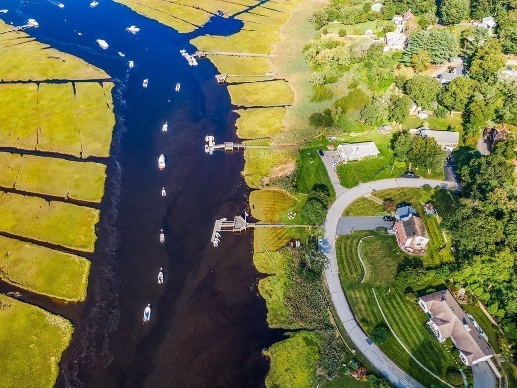 216 Spring Street Marshfield, MA 02050 - Photo 34 of 36