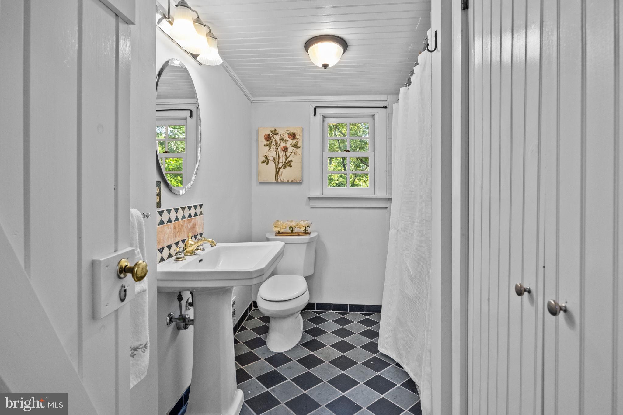 5937 Carversville Road Doylestown, PA 18902 - Photo 28 of 39 Second Full Bath
