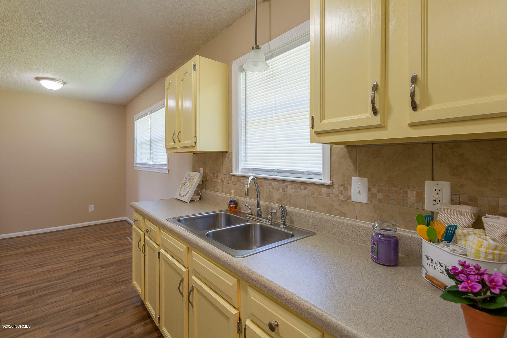 75 Markus Lane Clinton, NC 28328 - Photo 11 of 25 75 Markus Ln Clinton NC 28328-12