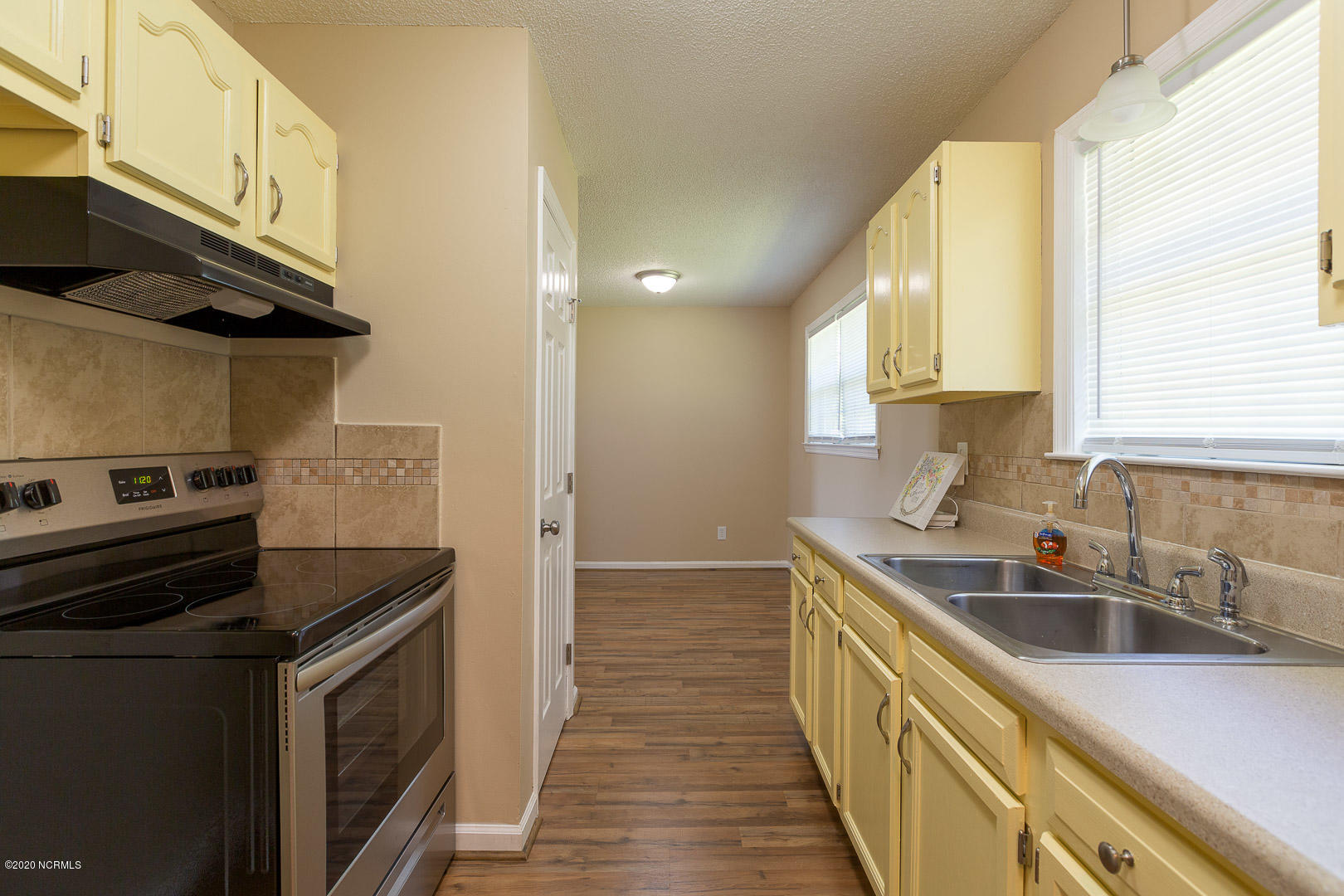 75 Markus Lane Clinton, NC 28328 - Photo 14 of 25 75 Markus Ln Clinton NC 28328-15