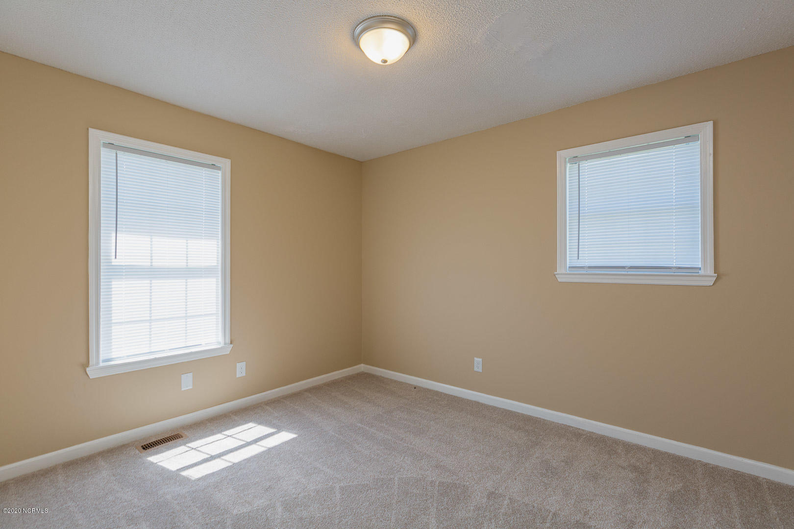 75 Markus Lane Clinton, NC 28328 - Photo 20 of 25 75 Markus Ln Clinton NC 28328-21