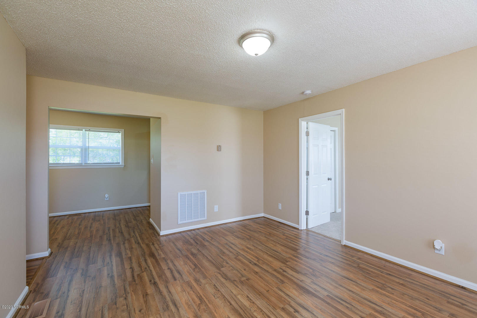 75 Markus Lane Clinton, NC 28328 - Photo 4 of 25 75 Markus Ln Clinton NC 28328-5