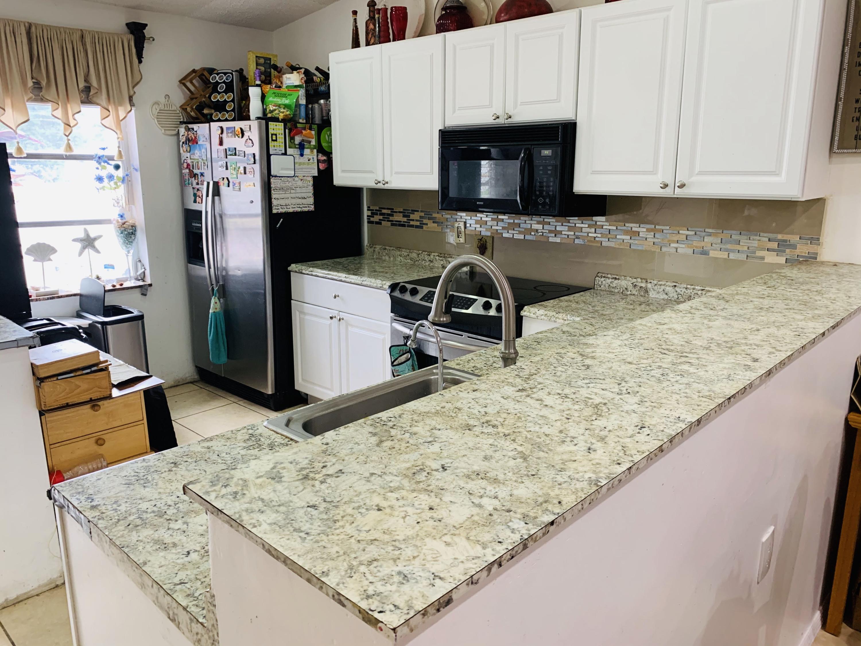 18810 Schooner Drive Boca Raton, FL 33496 - Photo 3 of 16 Kitchen