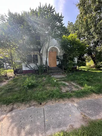$6,500 | 1708 Fenton Road, Flint, MI 48507
