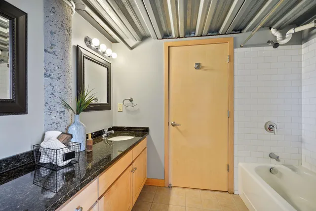 $1,995 | 521 South 7th Street, Unit 602, Minneapolis, MN 55415