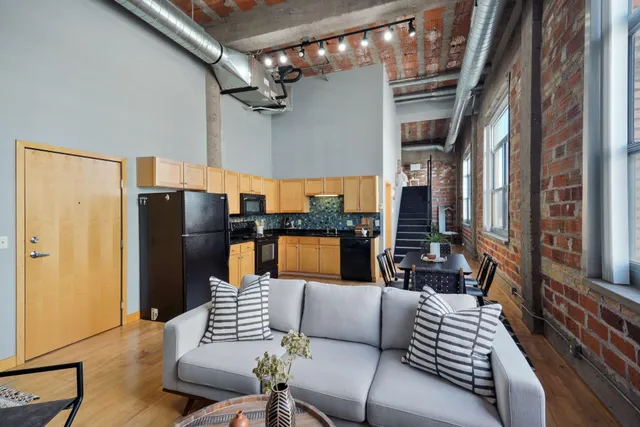 $1,995 | 521 South 7th Street, Unit 602, Minneapolis, MN 55415