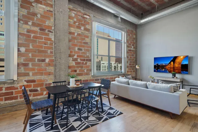 $1,995 | 521 South 7th Street, Unit 602, Minneapolis, MN 55415