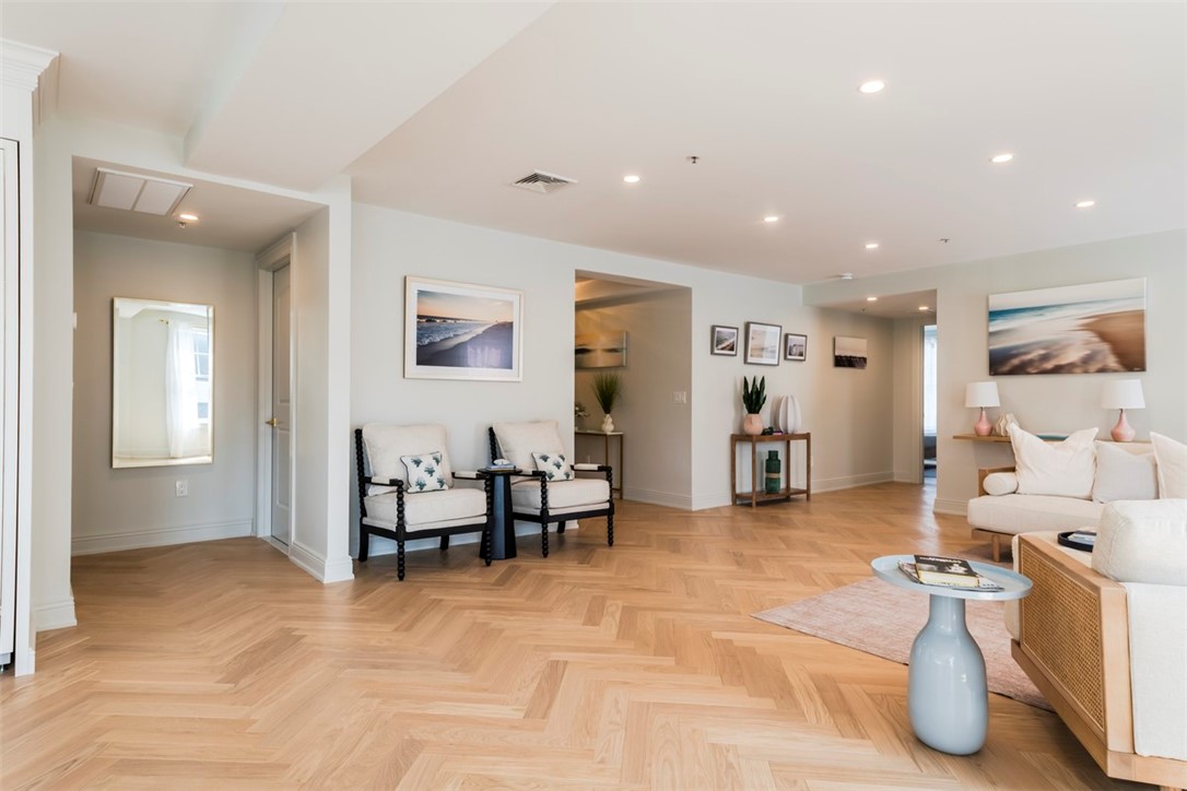 10 Brown & Howard, Unit 101 Newport, RI 02840 - Photo 6 of 35