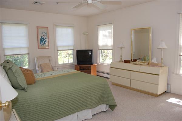 106 Rocky Brook Road North Andover, MA 01845 - Photo 16 of 30 Gallery Image 16