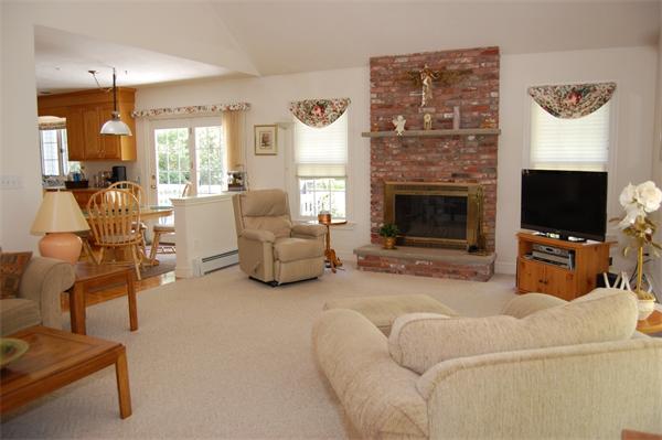 106 Rocky Brook Road North Andover, MA 01845 - Photo 8 of 30 Gallery Image 8