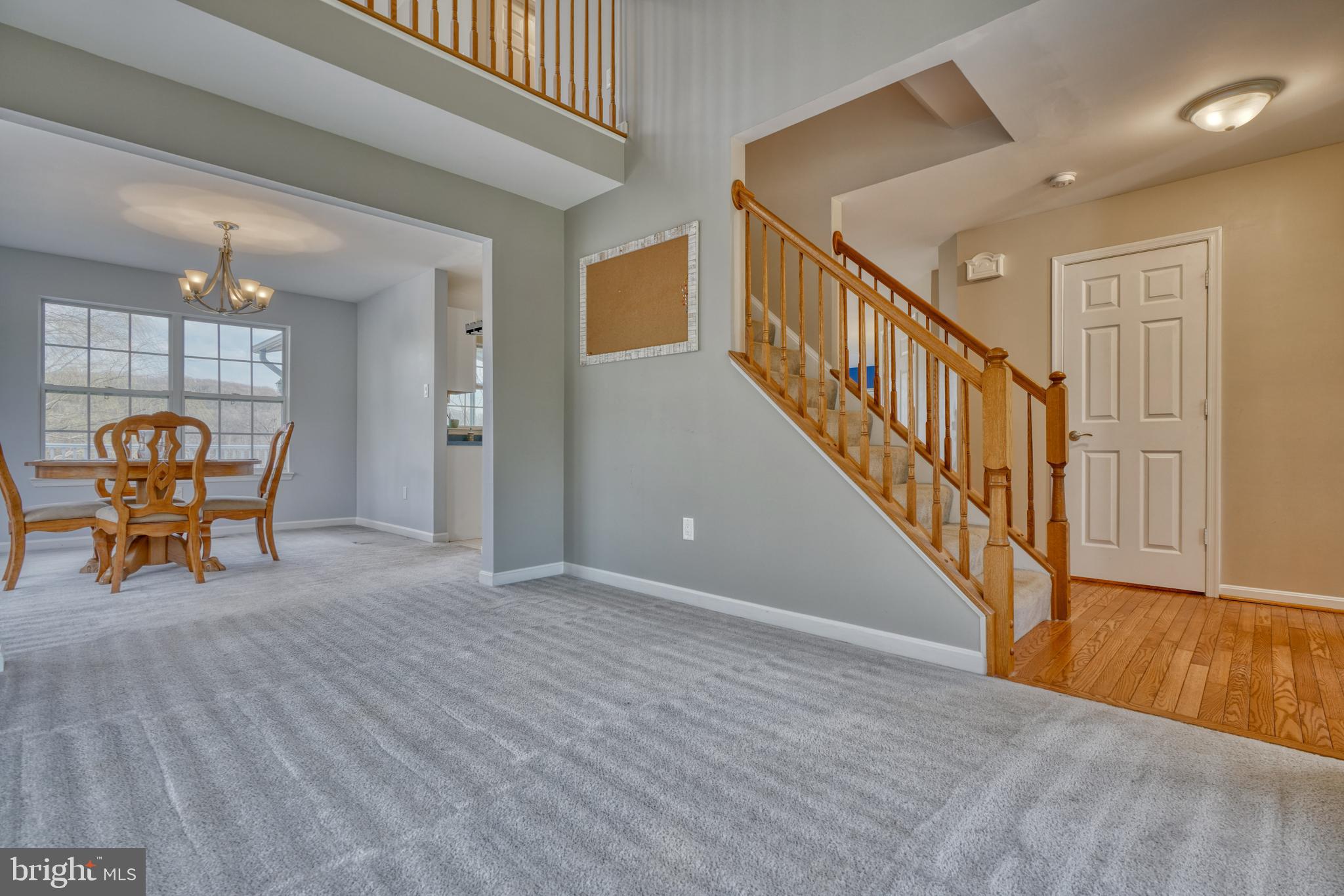2911 Bachman Road Manchester, MD 21102 - Photo 6 of 49 Living Room