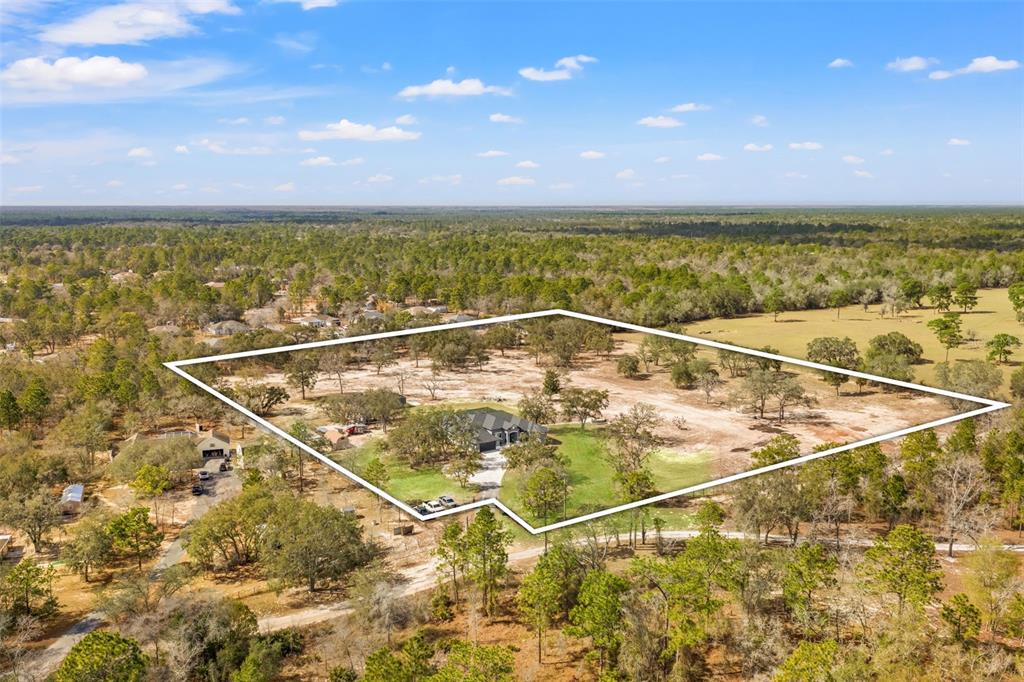 12277 Eskimo Curlew Road Weeki Wachee, FL 34614 - Photo 4 of 83