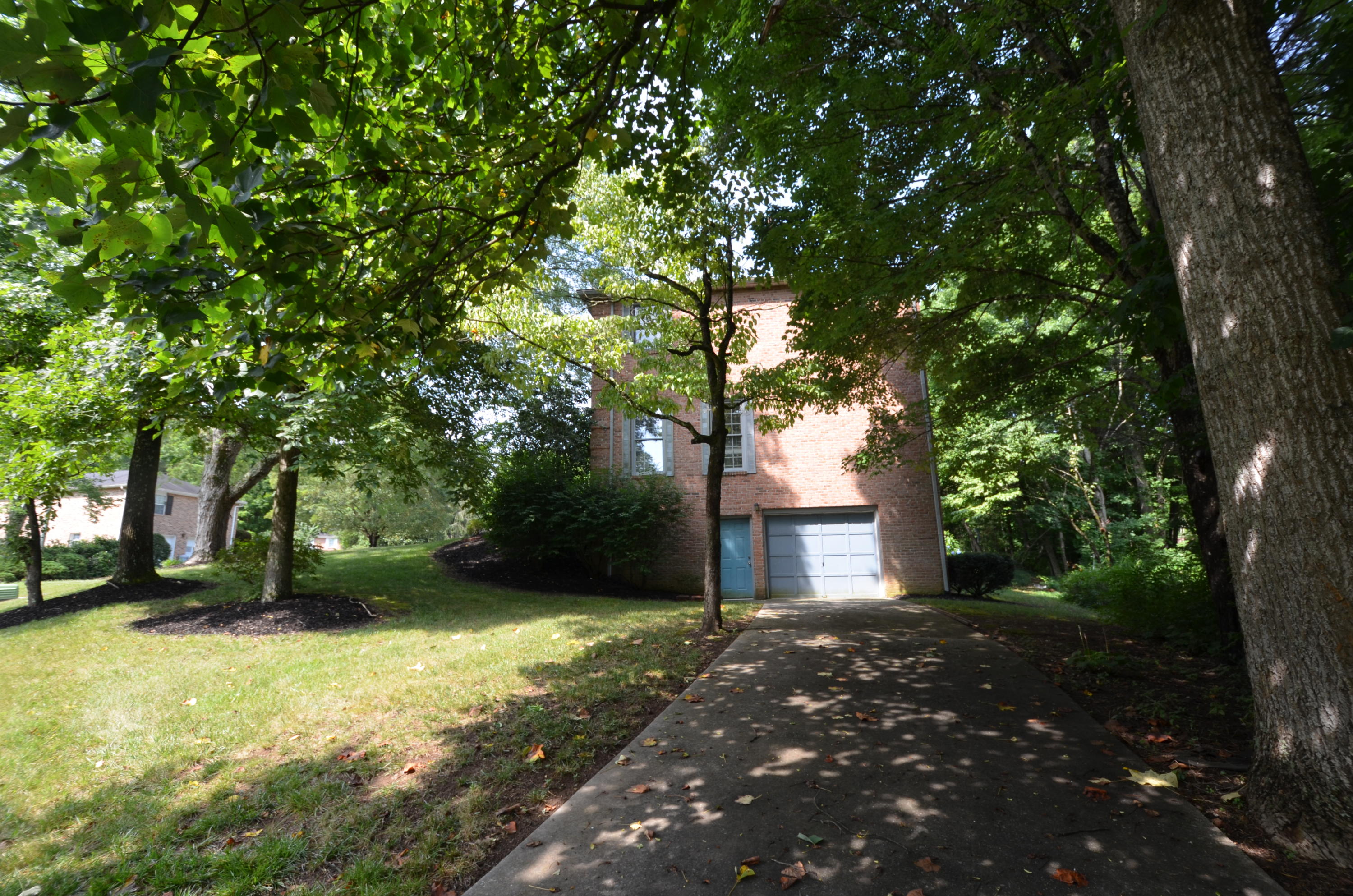127 Baypath Drive Oak Ridge, TN 37830 - Photo 4 of 24 DSC_0966