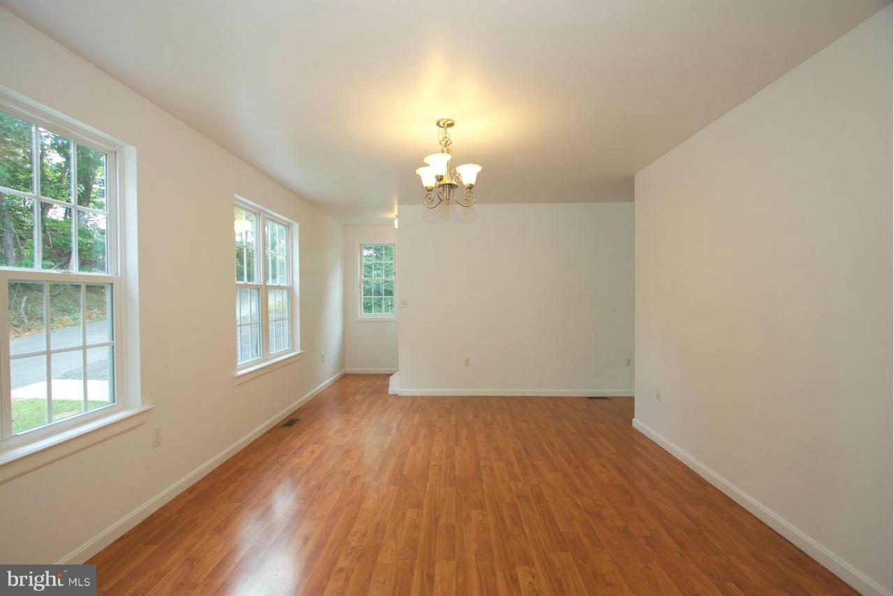 2403 Jerusalem Road Joppa, MD 21085 - Photo 3 of 27 Dining Room 2