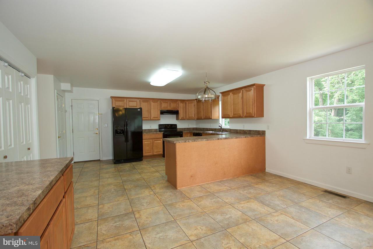 2403 Jerusalem Road Joppa, MD 21085 - Photo 7 of 27 Breakfast Nook 3