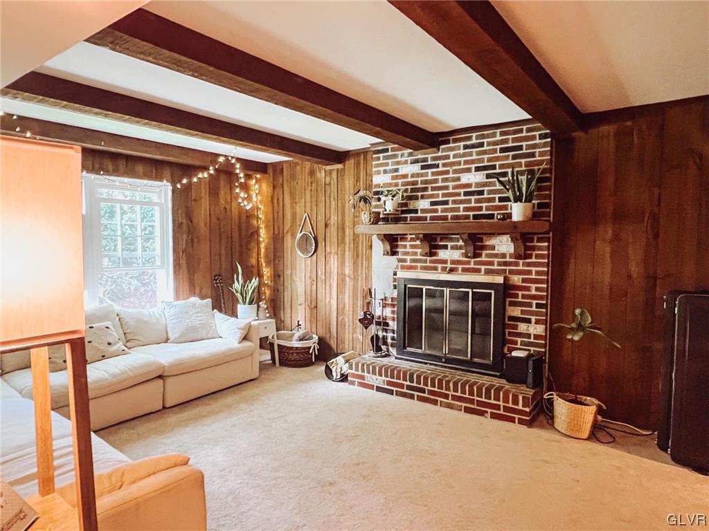 1740 Valley Forge Road Allentown, PA 18104 - Photo 21 of 40 Family Room