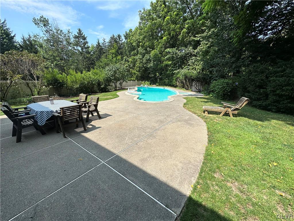 1740 Valley Forge Road Allentown, PA 18104 - Photo 36 of 40 Gallery Image 36
