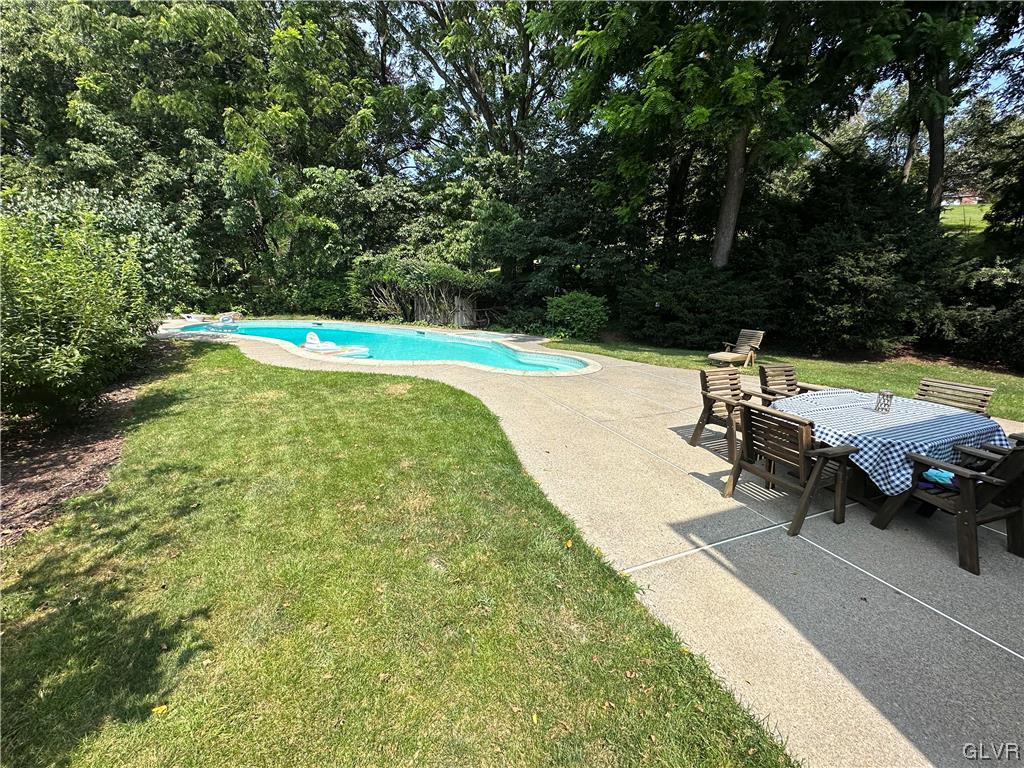 1740 Valley Forge Road Allentown, PA 18104 - Photo 37 of 40 Gallery Image 37