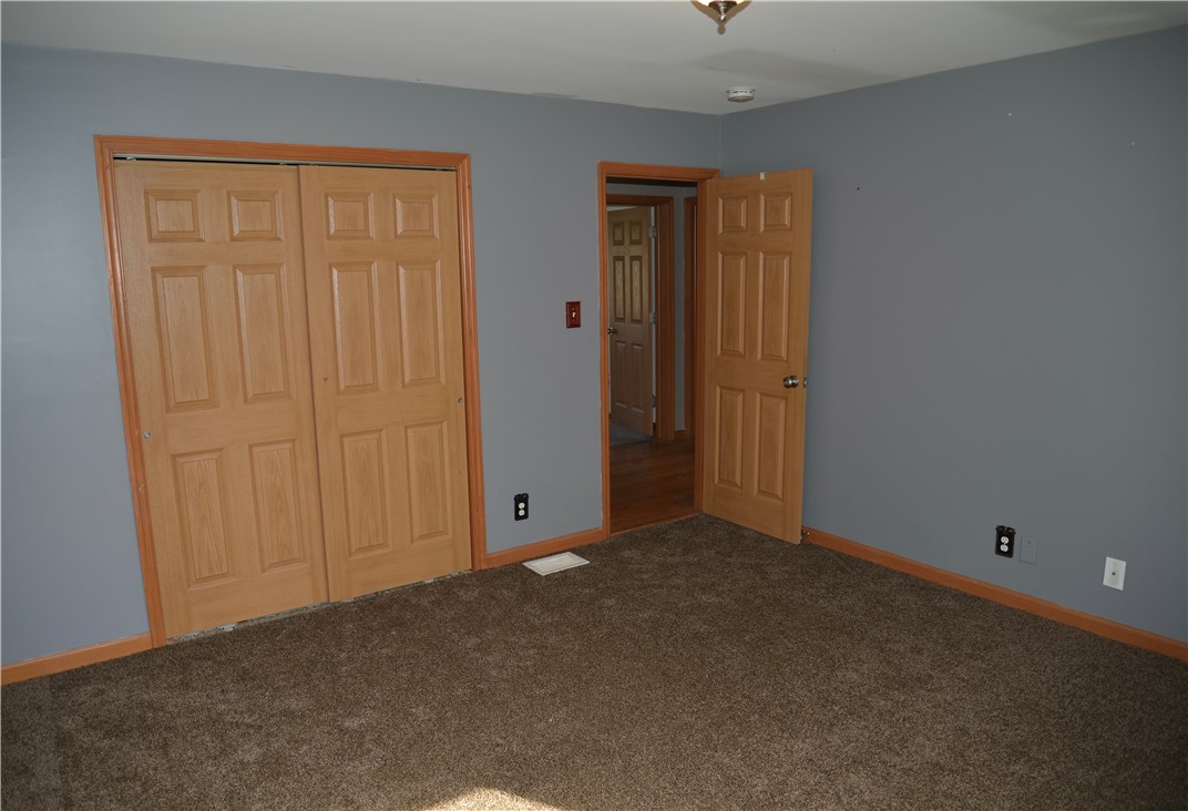 324 Canonchet Road Hopkinton, RI 02873 - Photo 11 of 44