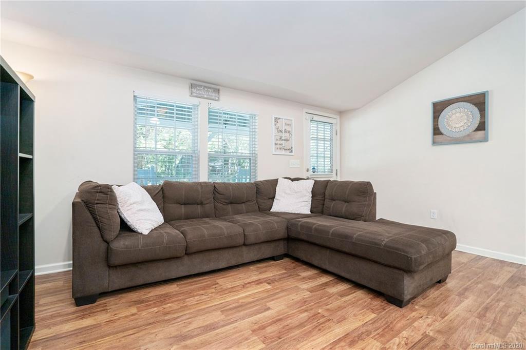 1485 Hensley Road Fort Mill, SC 29715 - Photo 6 of 24 Gallery Image 6