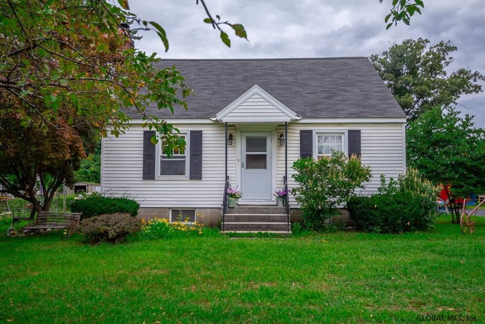 123 Wade Road Colonie, NY 12110 - Photo 1 of 29 Photo 1