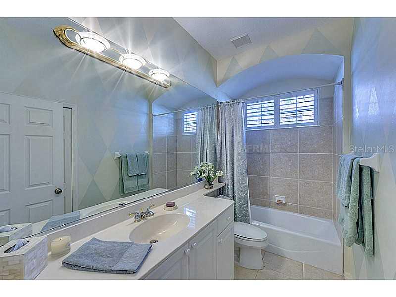 6730 Pebble Beach Way Lakewood Ranch, FL 34202 - Photo 16 of 20 Bath2