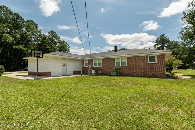 $280,000 | 6778 Albert Street, Dublin, NC 28337