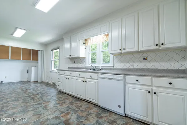 $270,000 | 6778 Albert Street, Dublin, NC 28337