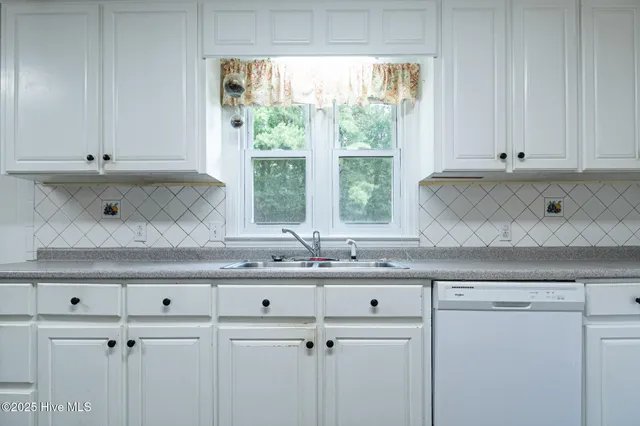 $280,000 | 6778 Albert Street, Dublin, NC 28337