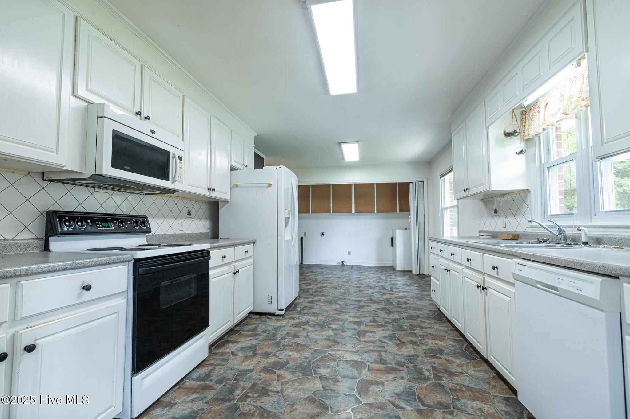 6778 Albert Street Dublin, NC 28337 - Photo 9 of 31 6778 Albert St-15