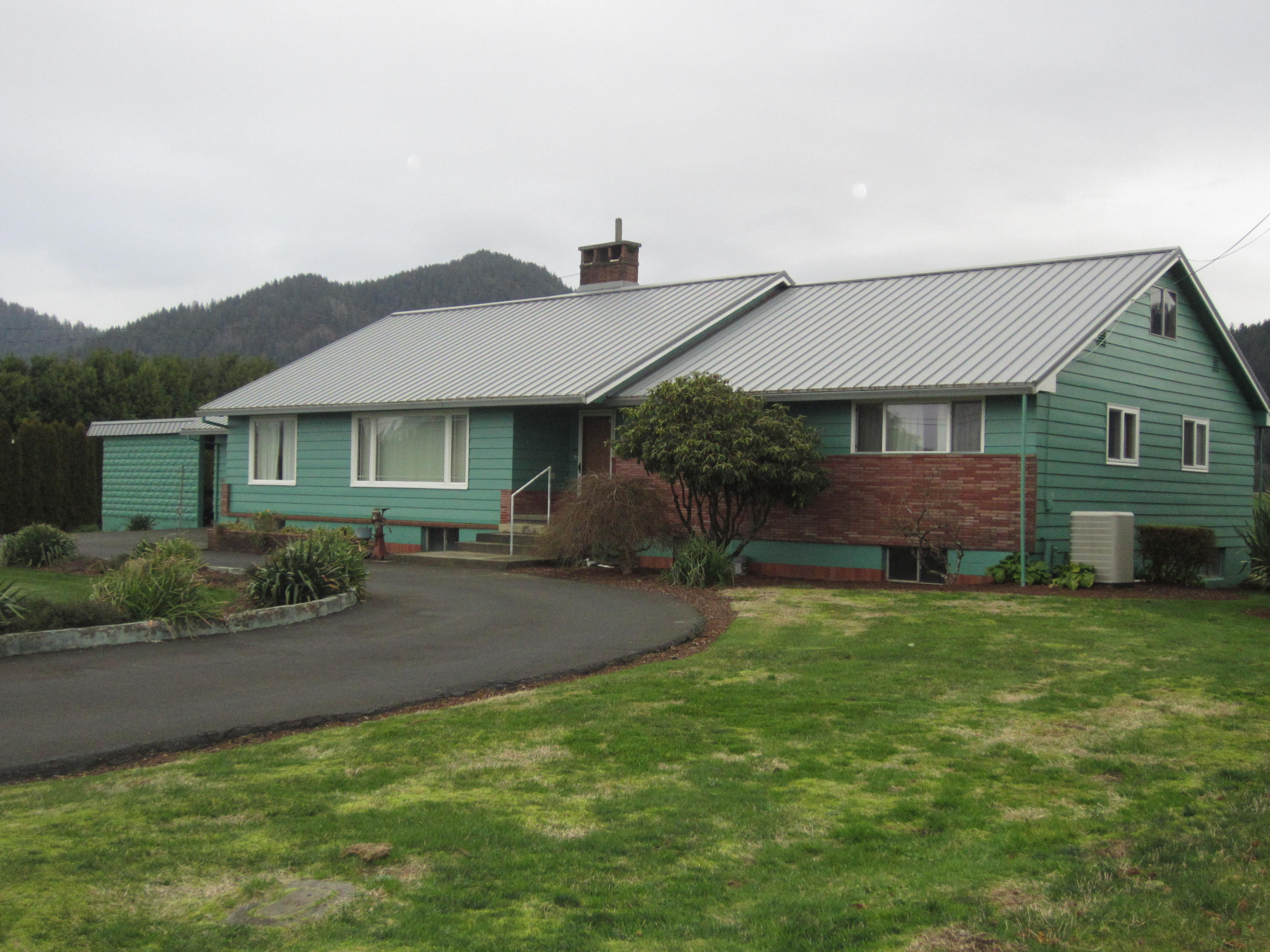 385 Hodgdon Road Tillamook, OR 97141 - Photo 2 of 37 IMG_1827