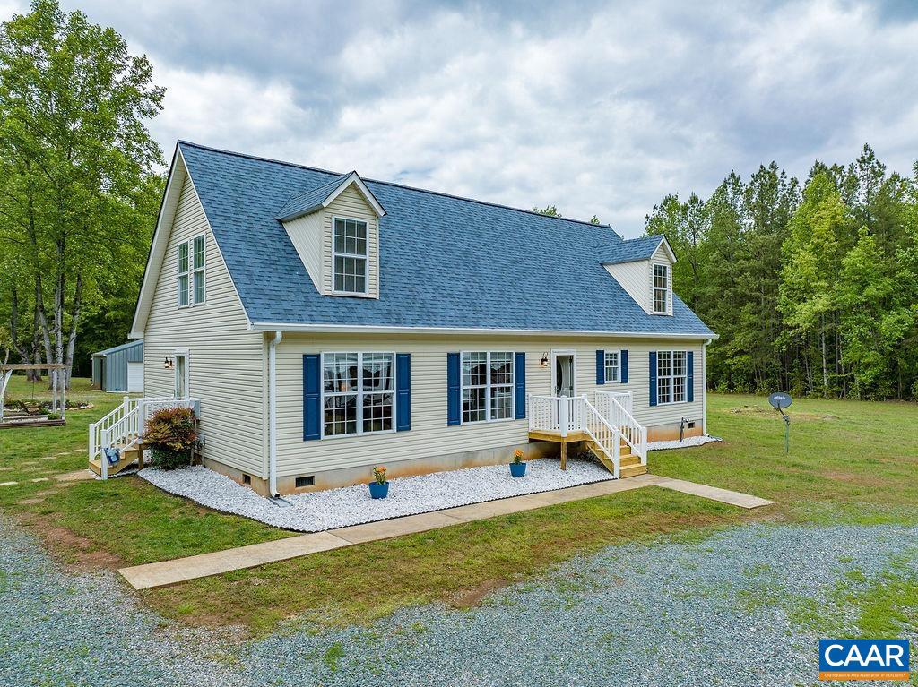 239 Lands End Road Louisa, VA 23093 - Photo 1 of 60